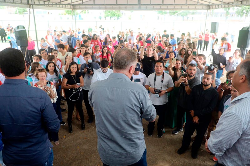 Governo do Estado inaugura obras de calçamento rural e novo Creas de Itarana