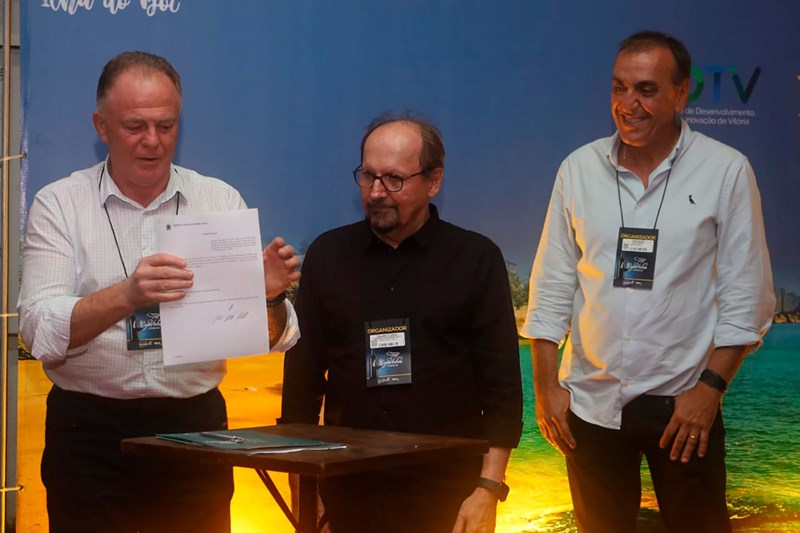 Governador anuncia mudanças na tributação sobre a venda de vinhos