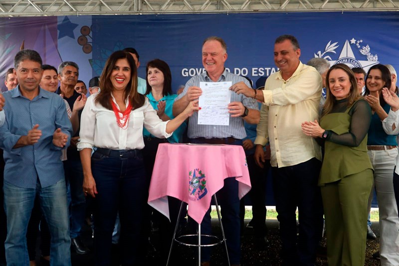 Governador autoriza construção de escolas e unidade de saúde em Vila Valério