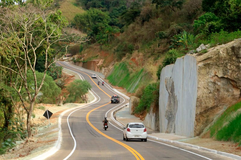 Governo do Estado inaugura pavimentação da Rodovia Castelo x Muniz Freire