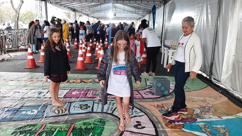 Ações educativas do Detran|ES conscientizam público na inauguração da Ciclovia da vida e ampliação da Terceira Ponte