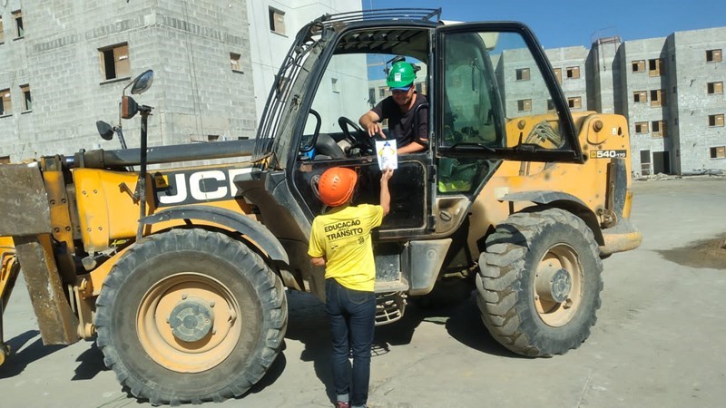 Detran|ES promove ações educativas do Maio Amarelo no Estado
