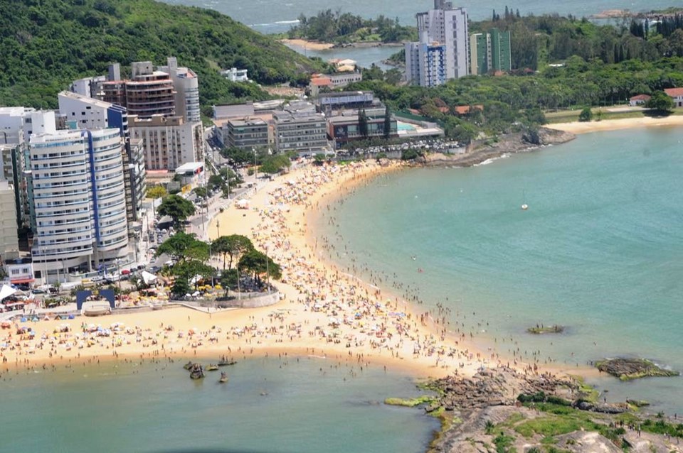 Governo ES - Verão: Conheça as praias de Guarapari, Vila Velha, Vitória e  Serra