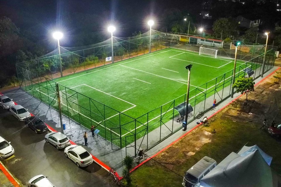 Campo Bom de Bola em Serramar é revitalizado