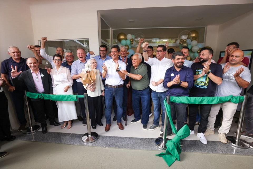 Governo do Estado inaugura serviço de hemodiálise para pacientes da Região Sul Governo do Estado inaugura serviço de hemodiálise para pacientes da Região Sul