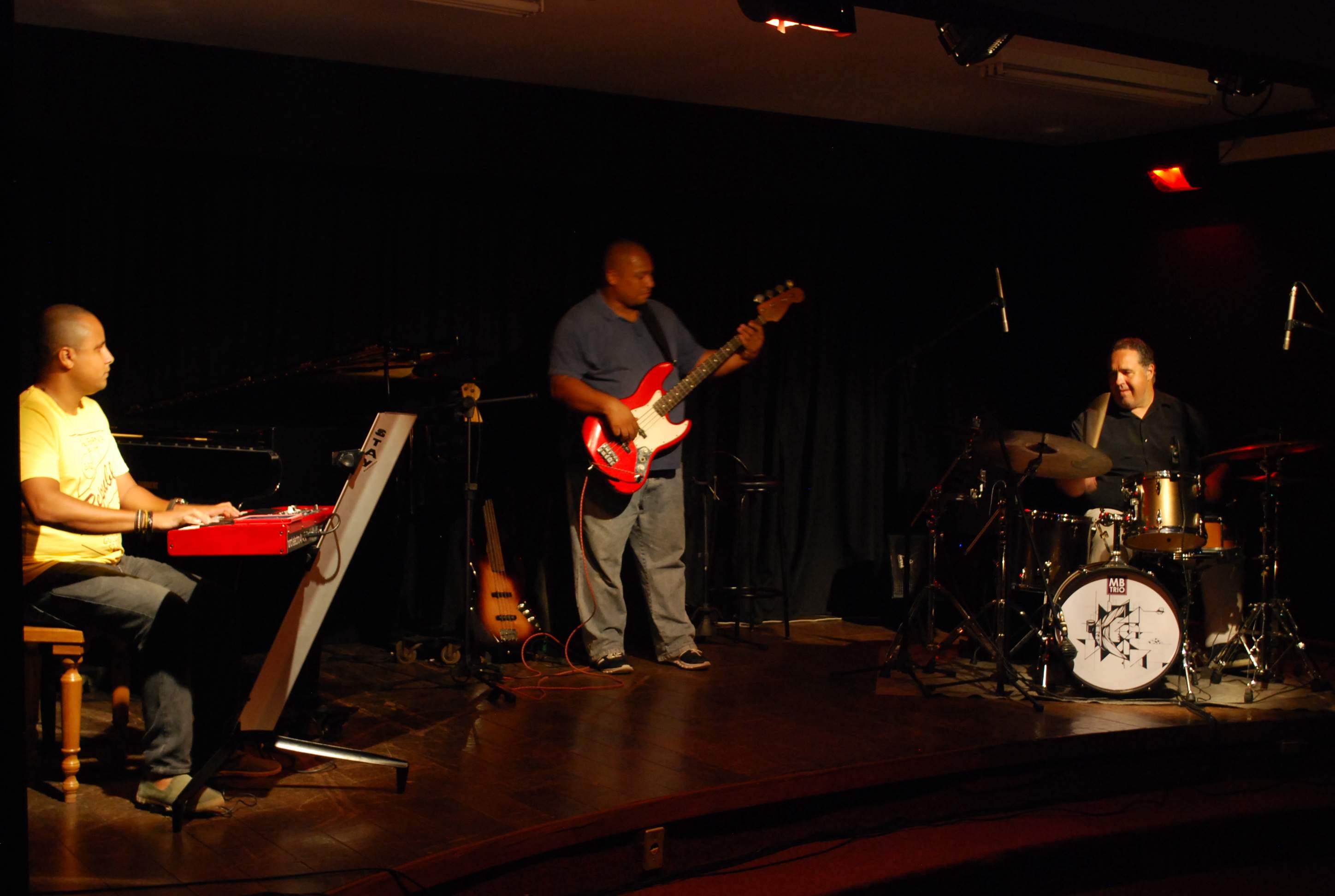 Fames MBTrio - Festival Itaúnas