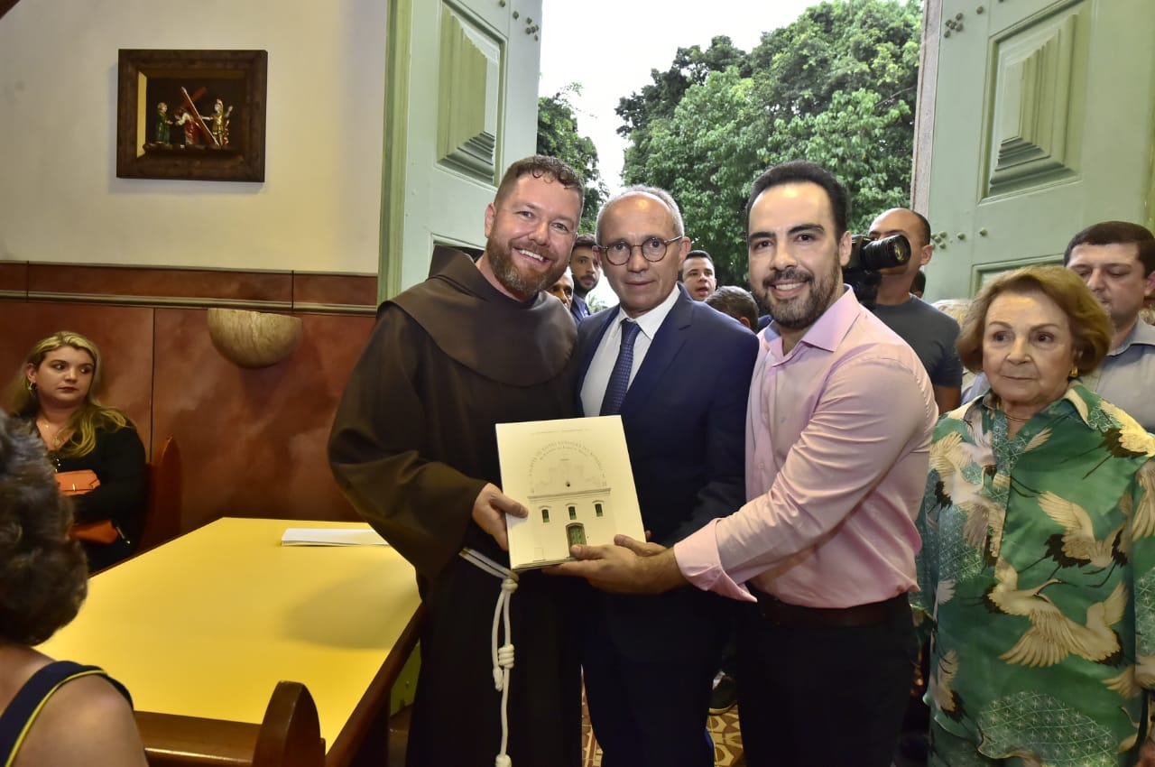 Livro Igreja Nossa Senhora do Rosário 2|||Fotógrafo:Leonardo Duarte/Secom