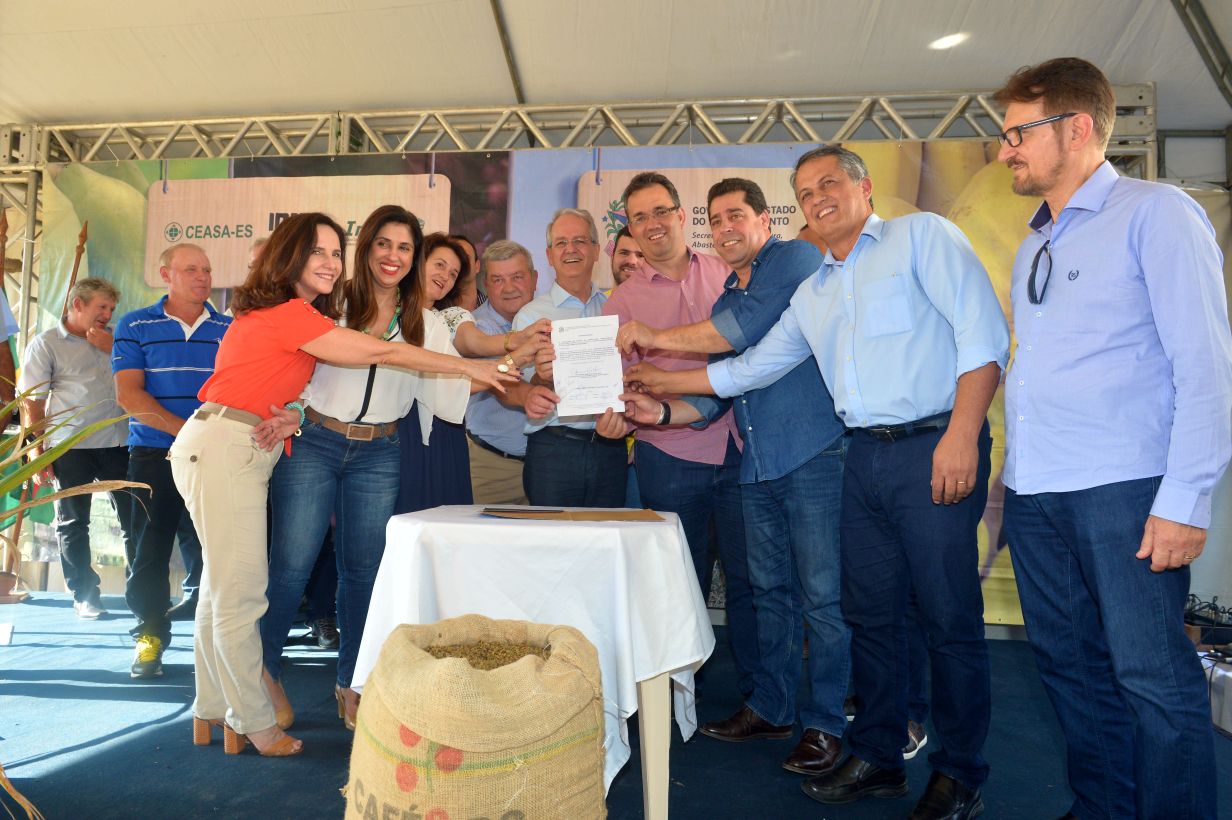 Seag - 2809 - Governador Lindenberg - d4b9b5e7-f3fb-4f30-8dda-f632450b2c78-1|||Fotógrafo:Pedro Dutra/Secom-ES