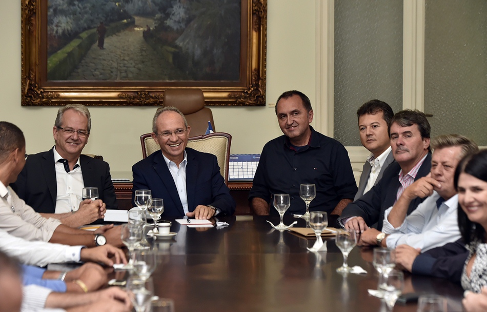 reunião Hartung e prefeitos Thiago Guimaraes (5)