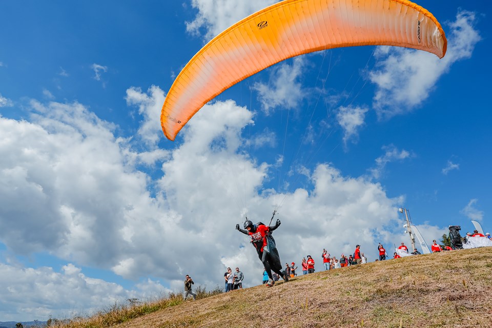3ª edição da Transcapixaba Hike and Fly -  realizada nas montanhas do sul do ES. Foto Arthur Oliveira (1) (1)|||Fotógrafo: Arthur Oliveira