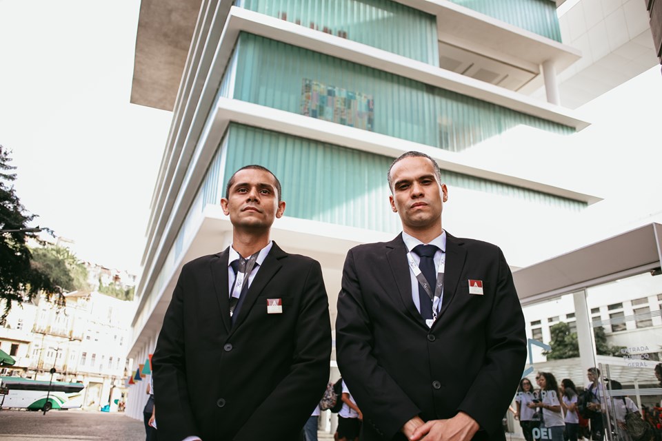Amador e Jr. Segurança Patrimonial Ltda @wesleysabino (144)