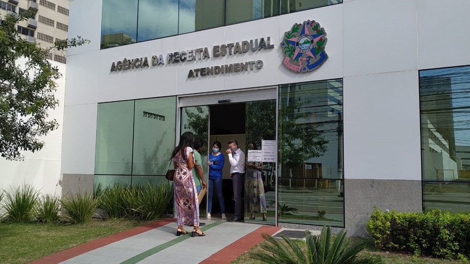 Atendimento na agência da Receita Estadual-1