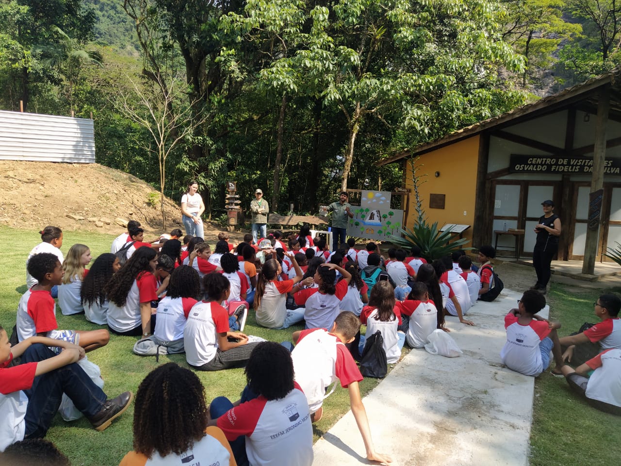 Biblioteca Itinerante Fumaça (2)