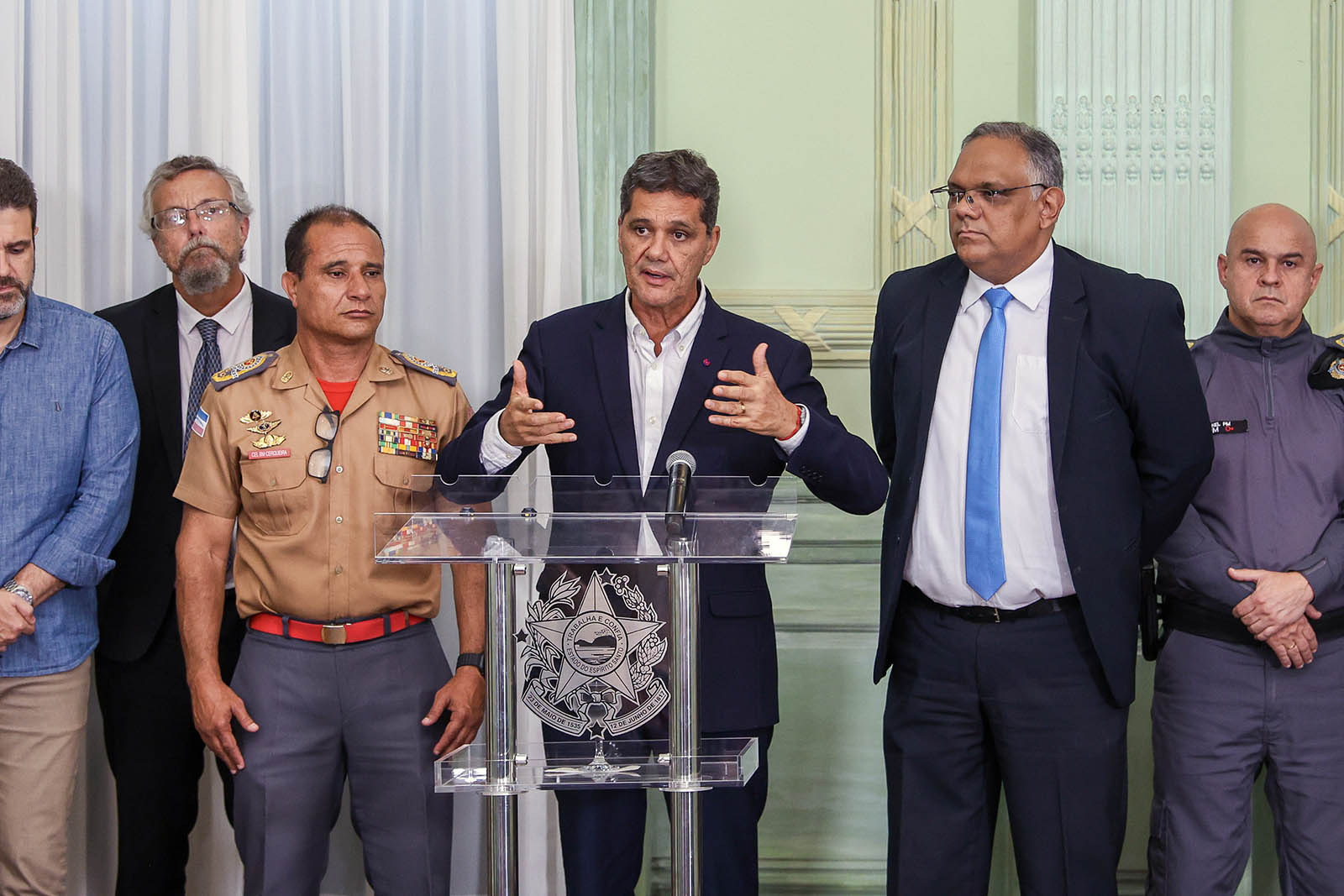 CID_3571
