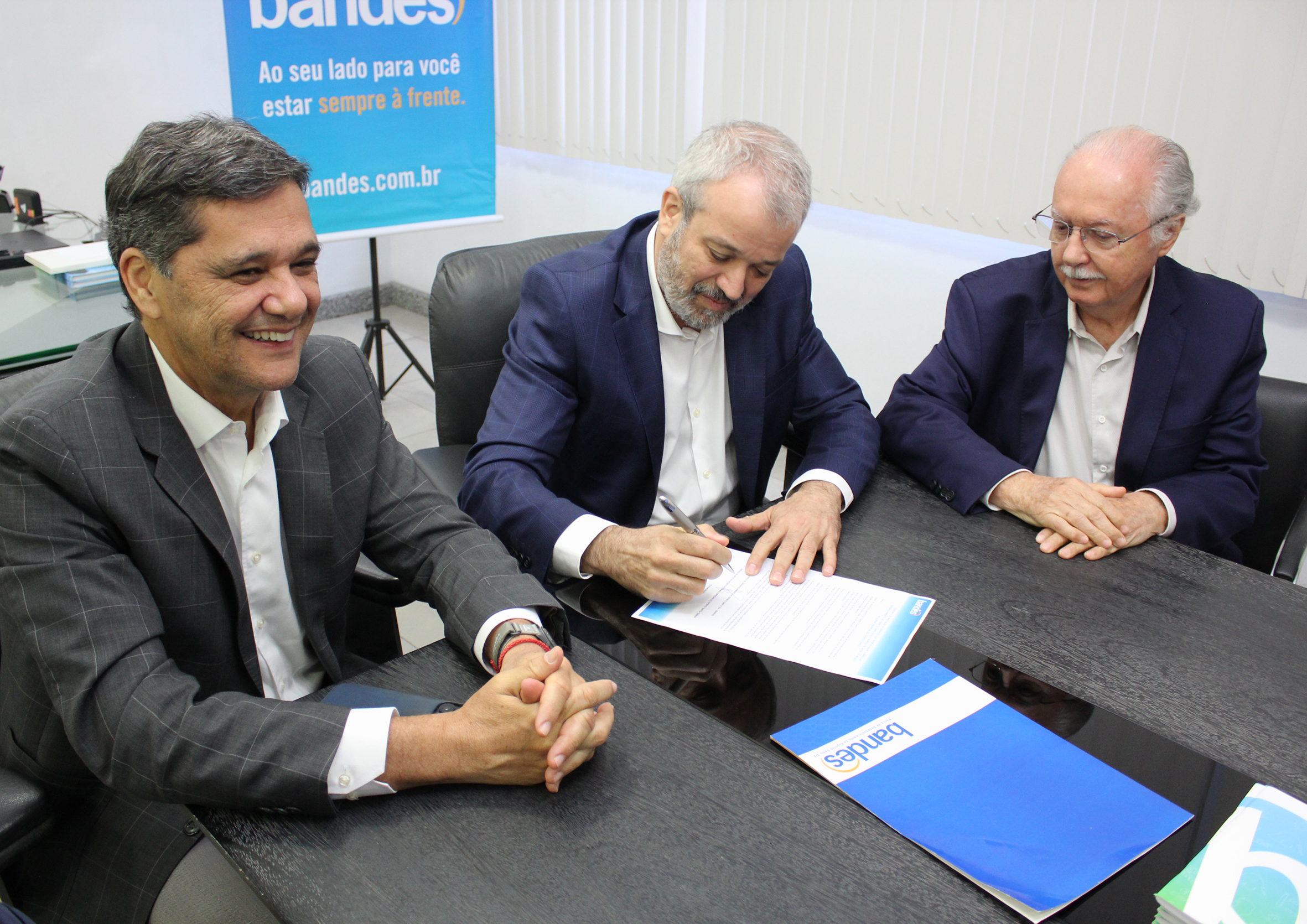 Correspondente Bandes 01