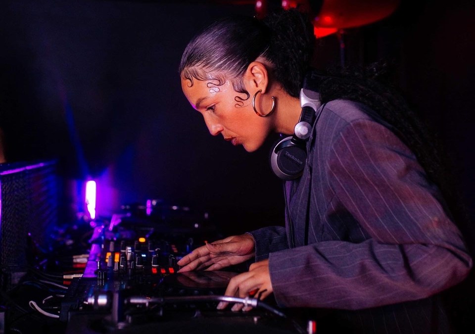 DJ Sista Ilú (1)