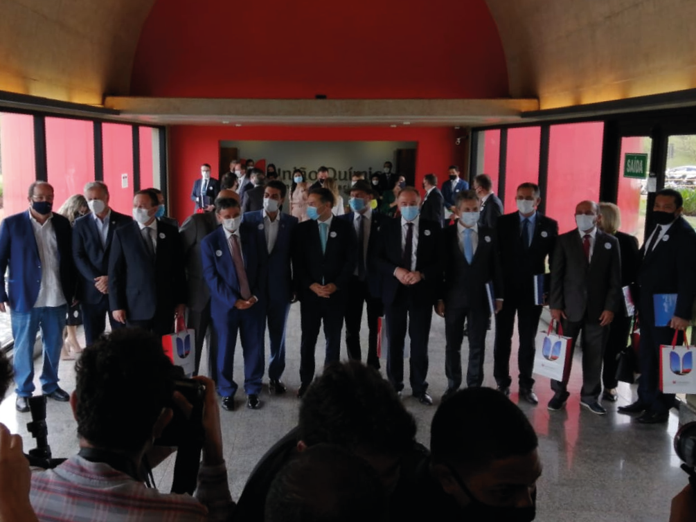 Governadores visitam União Química|||Fotógrafo:Vera Canfran / GovernoES