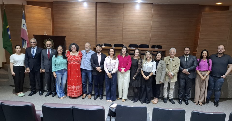 GRUPO CORTADA CAPA 