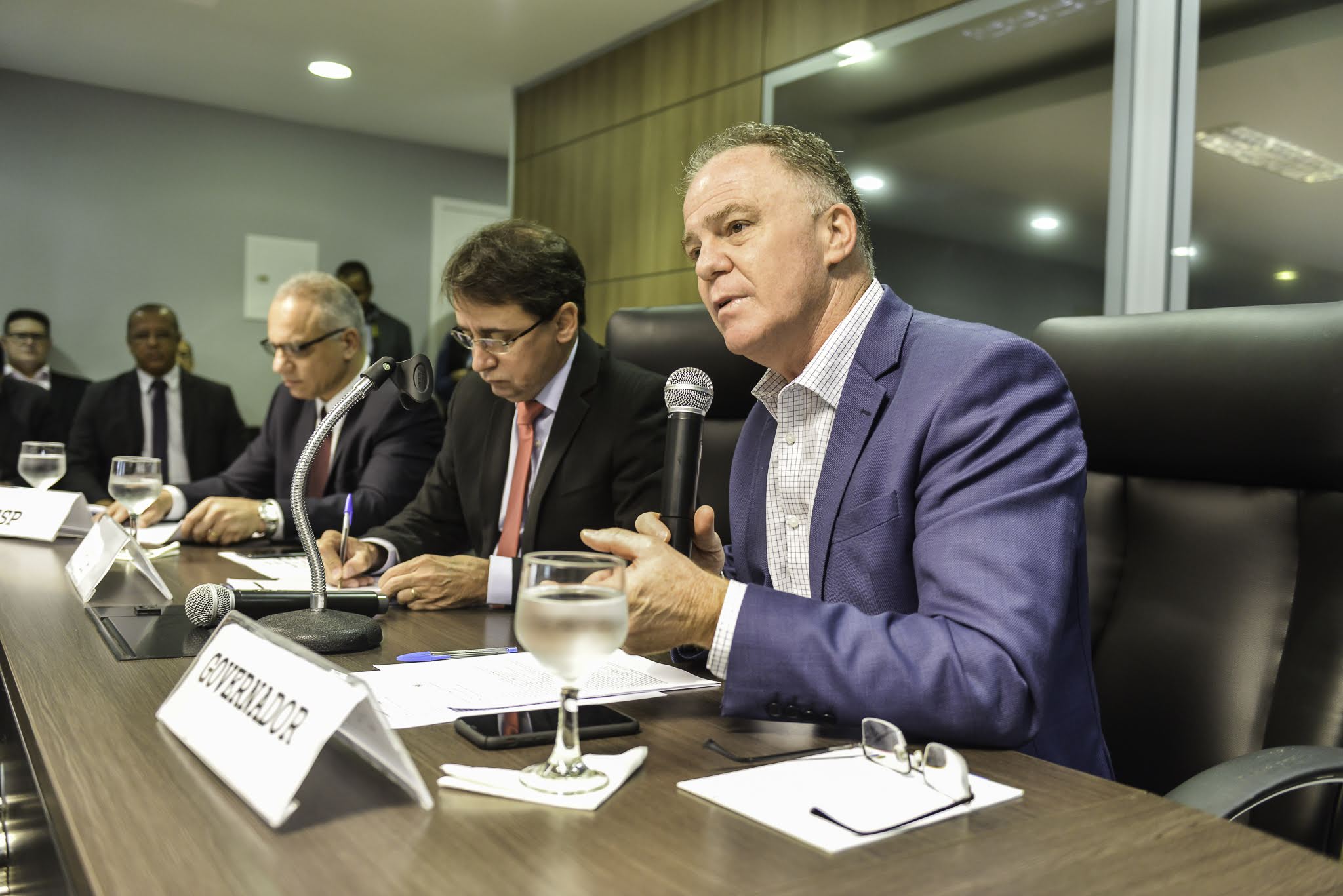Estado fecha acordo com a Polícia Federal para uso de sistema que ajuda a identificar criminosos