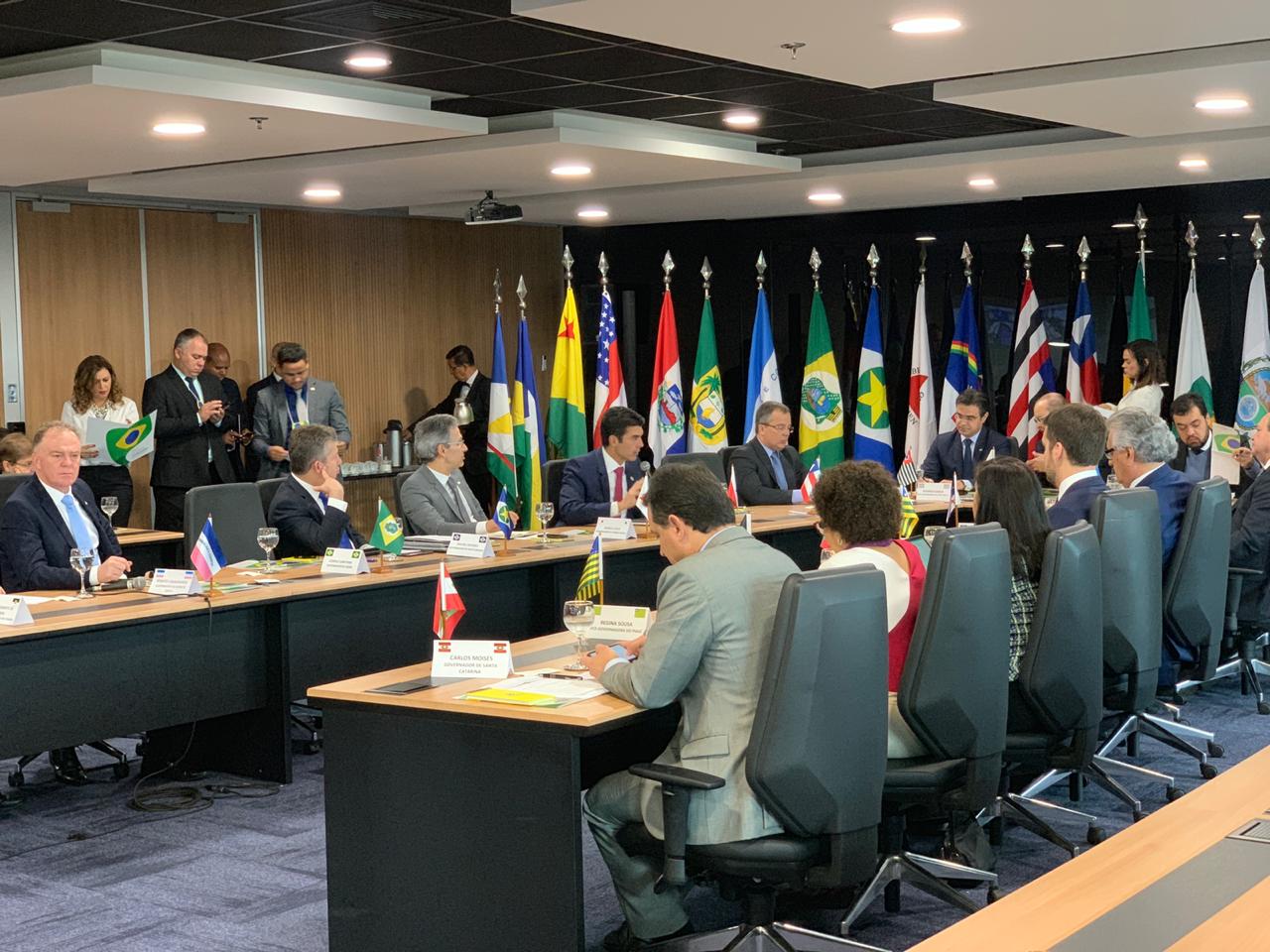 Renato Casagrande participa de nova reunião do Fórum dos Governadores