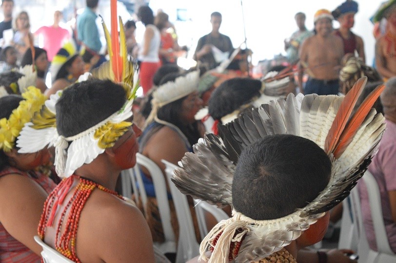 Indigenas
