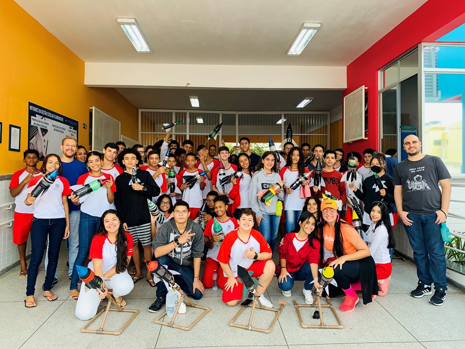 Representantes dos grupos dos 8 anos e 1 series (1)