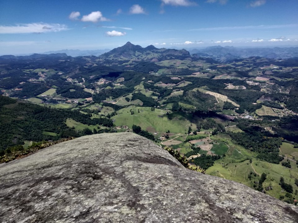 Topo da Pedra Azul - Tamires Mutz (4)