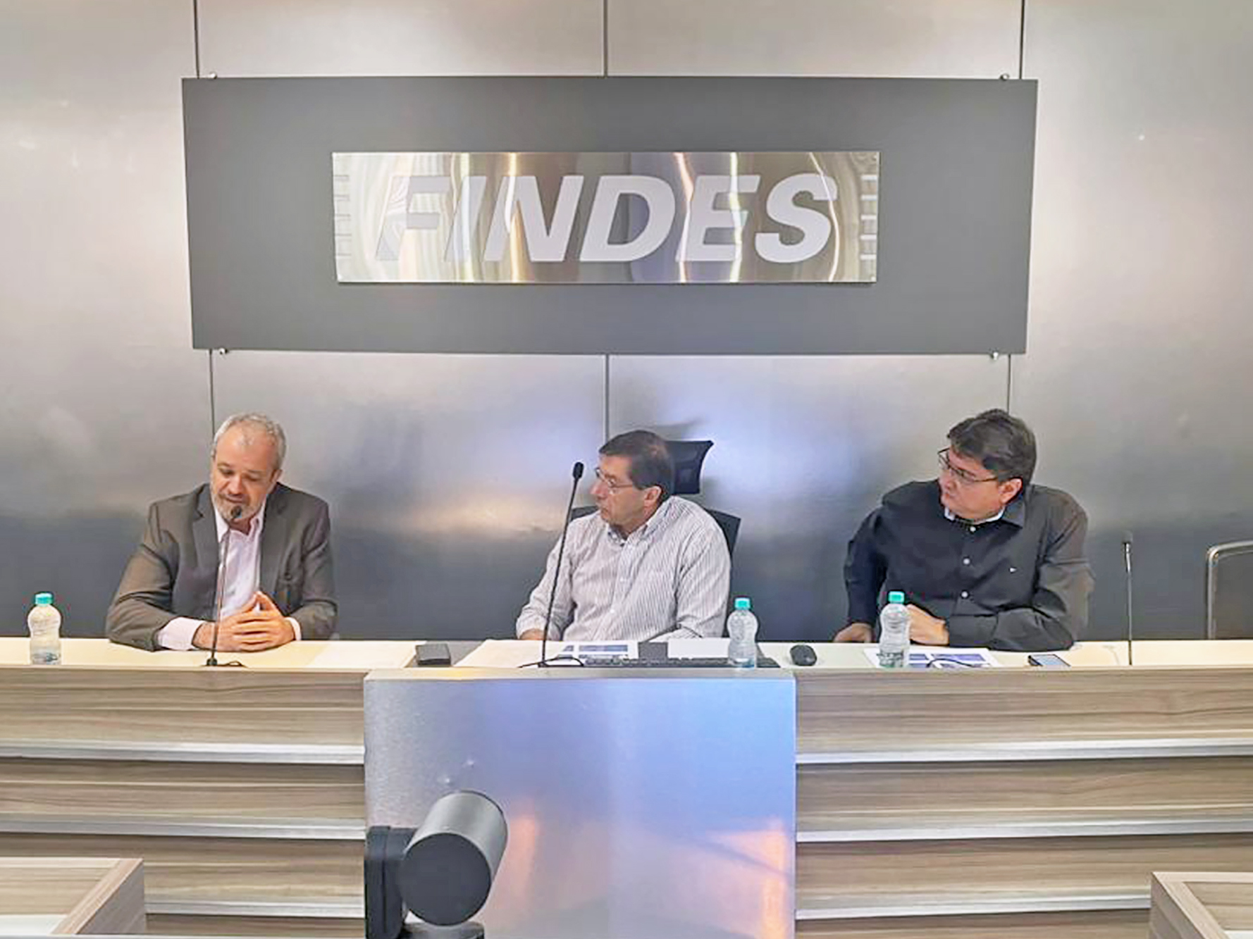 apresentação Findes EDITADA