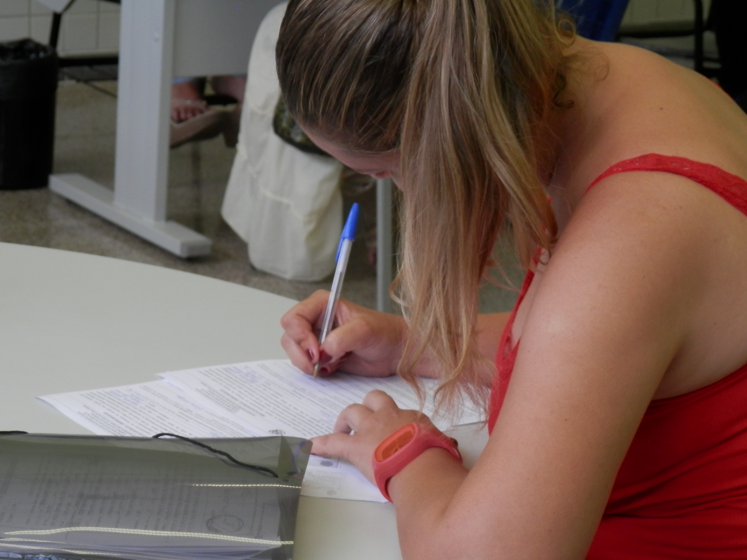 assinatura de contrato