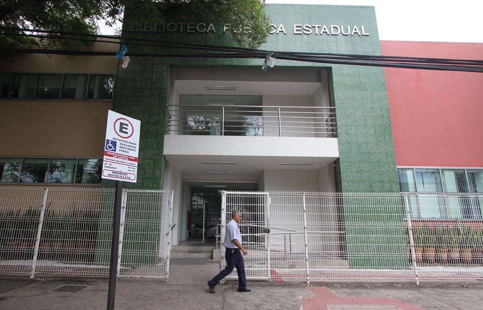 biblioteca