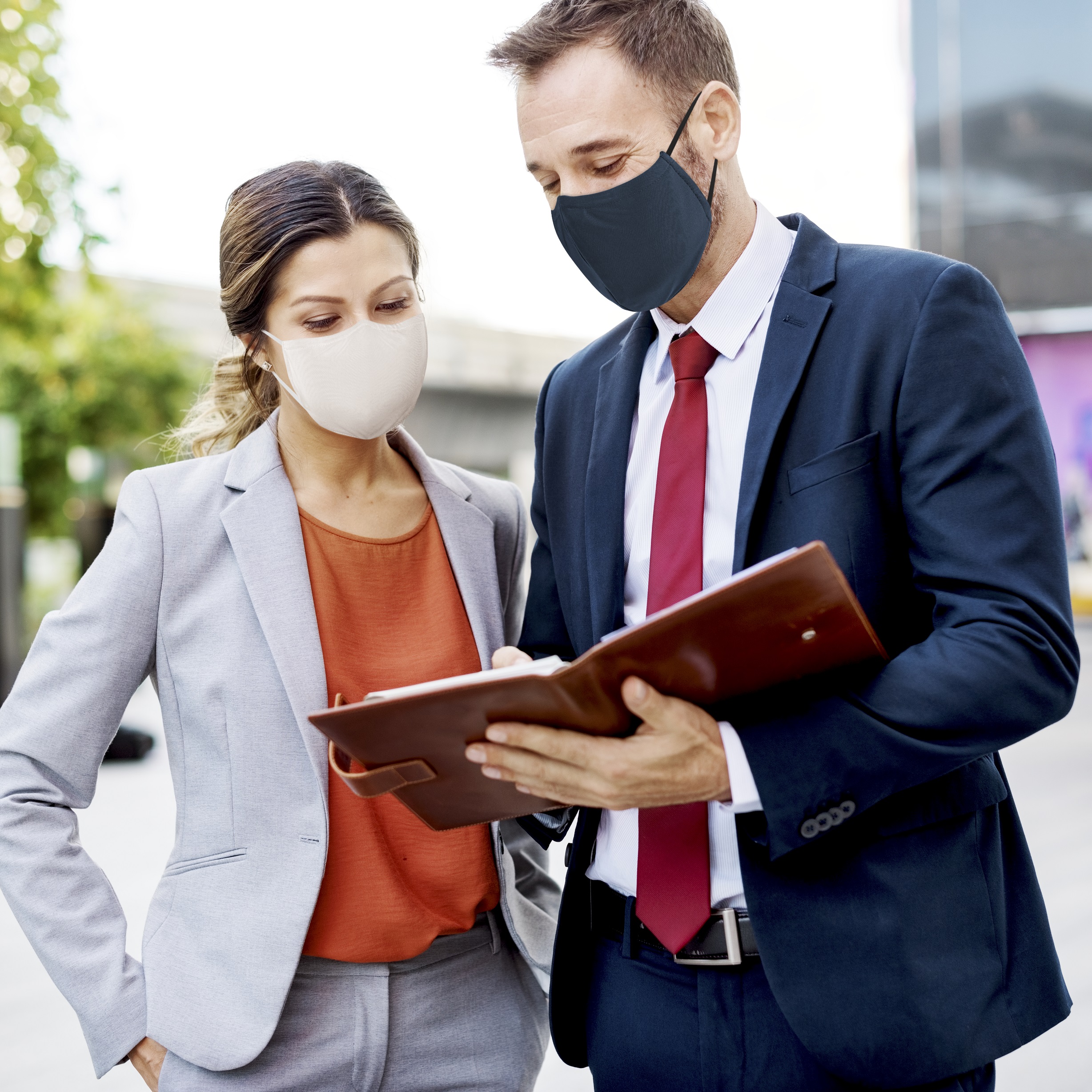 business-people-in-face-mask-working-in-new-normal