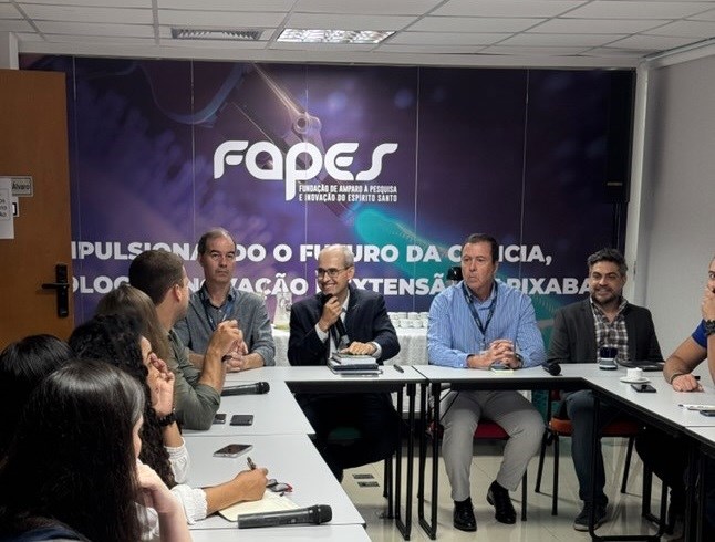 capa cortada (1)