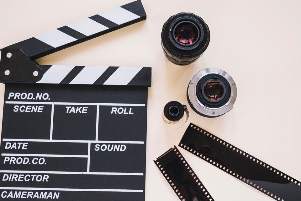 clapperboard-camera-lenses-film-reels