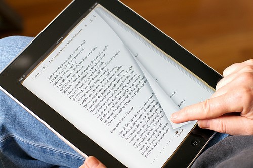ebook-tablet-1