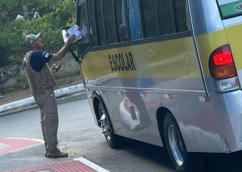 fiscalização_transporte escolcar_serra (9)