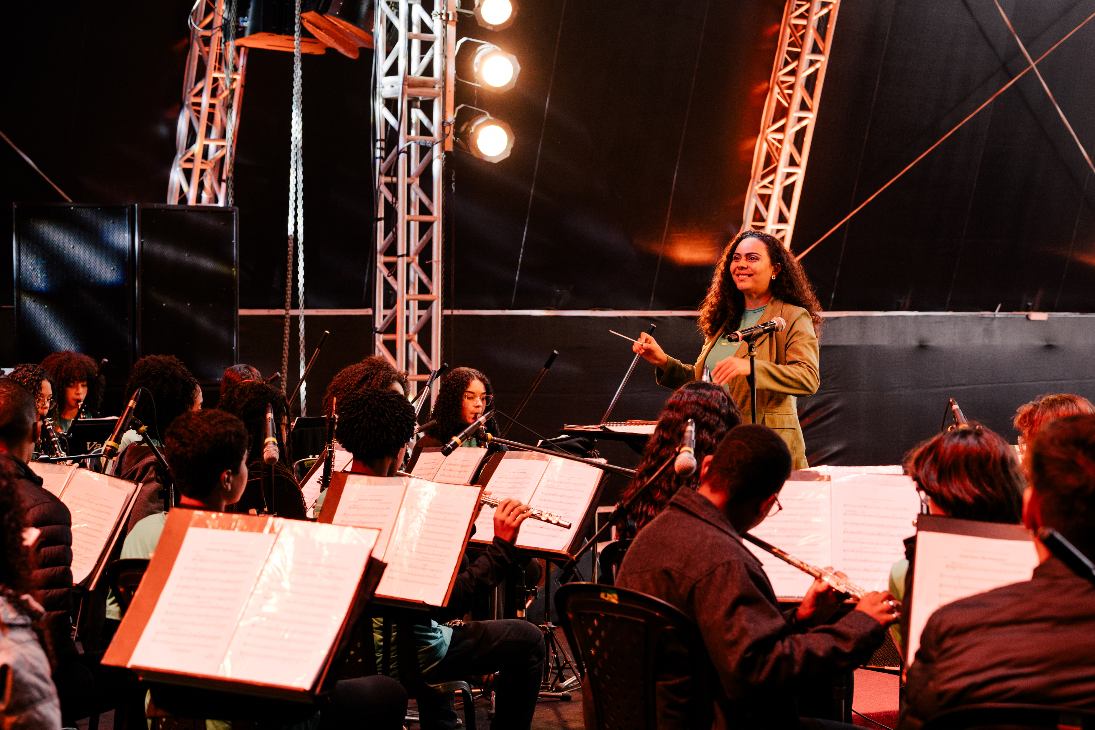 foto-1-banda-sinfonica-vale-musica-no-xxx-festival-de-inverno-de-domingos-martins-credito-rhuan-miranda-11