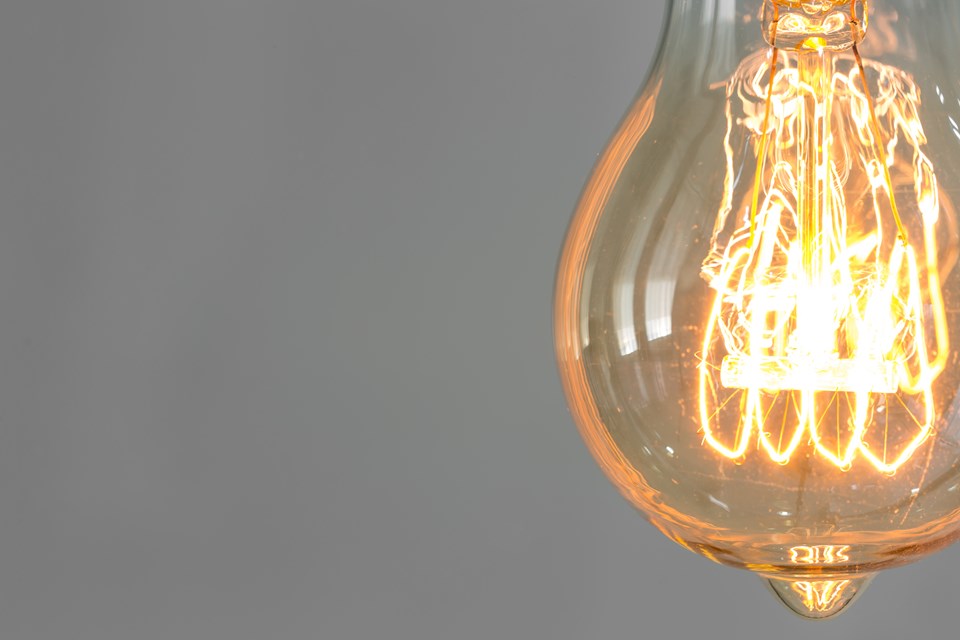 light-bulb-close-up-1