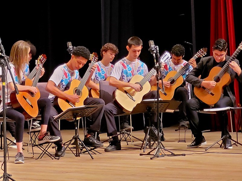 orquestra de violoes