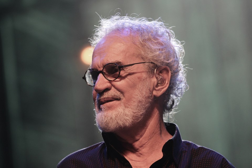 renato_teixeira